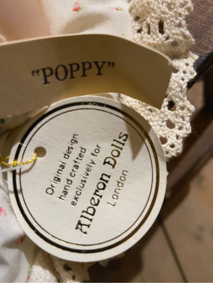 Poupée de collection Poppy de Alberon - photo numéro 3