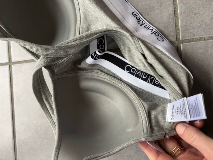 Brassière Calvin Klein - photo numéro 4