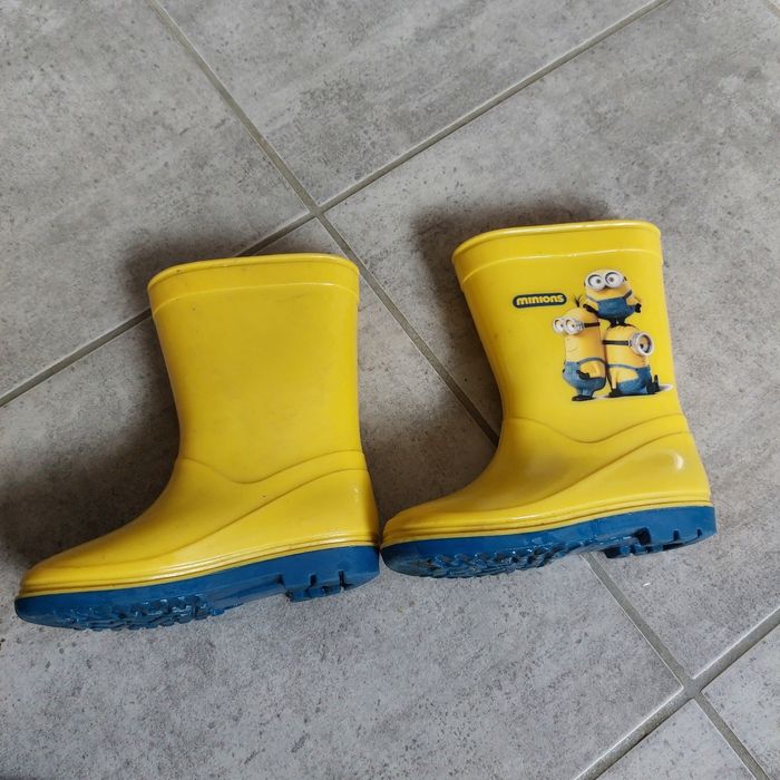 Bottes de pluie minions pointure 25 - photo numéro 3