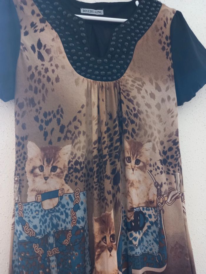 Robe noire avec motifs Taille : 40 - photo numéro 3