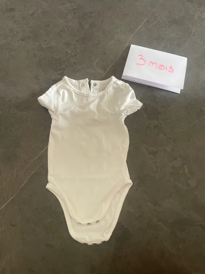 Lot 3 bodies - photo numéro 3