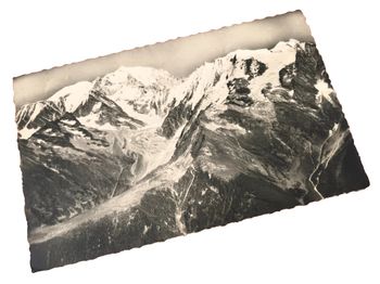 Carte postale ancienne Massif du Mont Blanc (Haute-Savoie) Vue générale du Mont-Blanc depuis le Mon