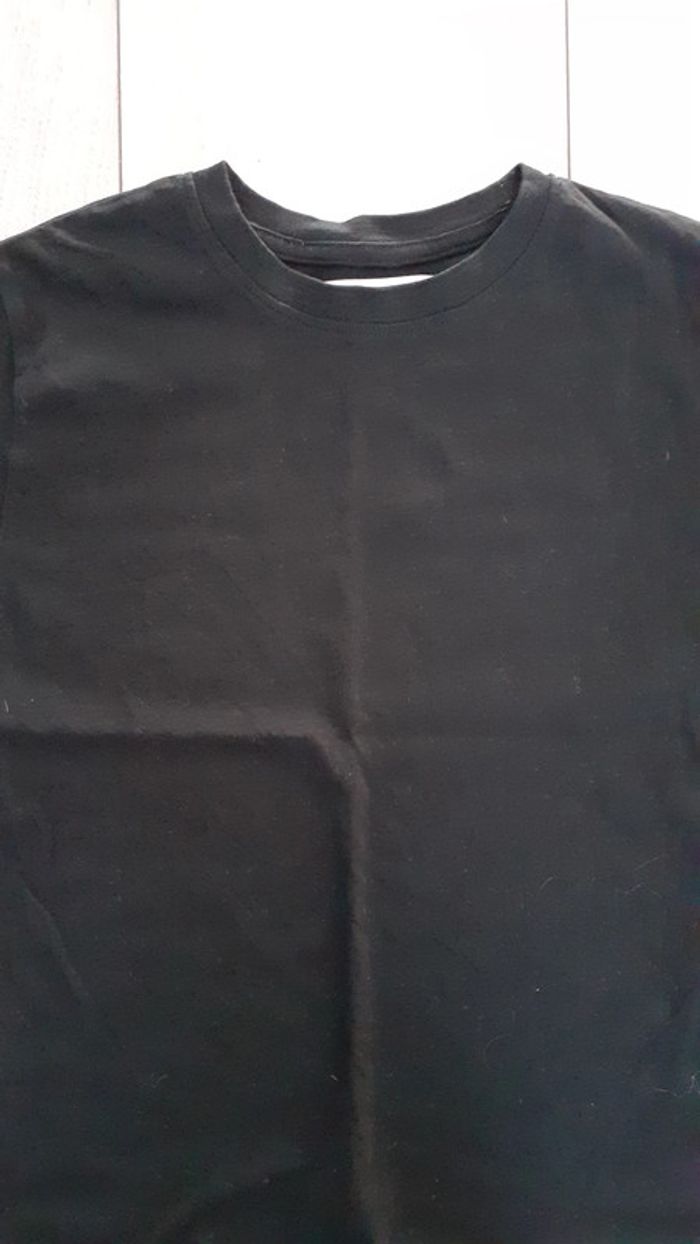 Tshirt 6/7 ans - photo numéro 2