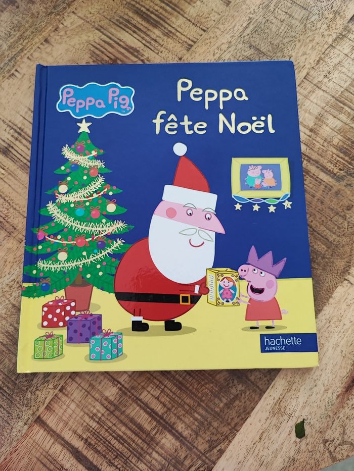 Livre peppa fête Noël