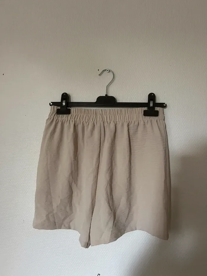 Short fluide - photo numéro 3