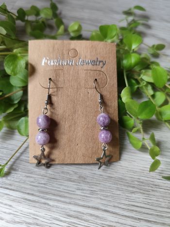 Boucles d'oreilles en lepidolite