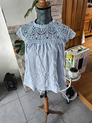 T-shirt avec dentelle S\M