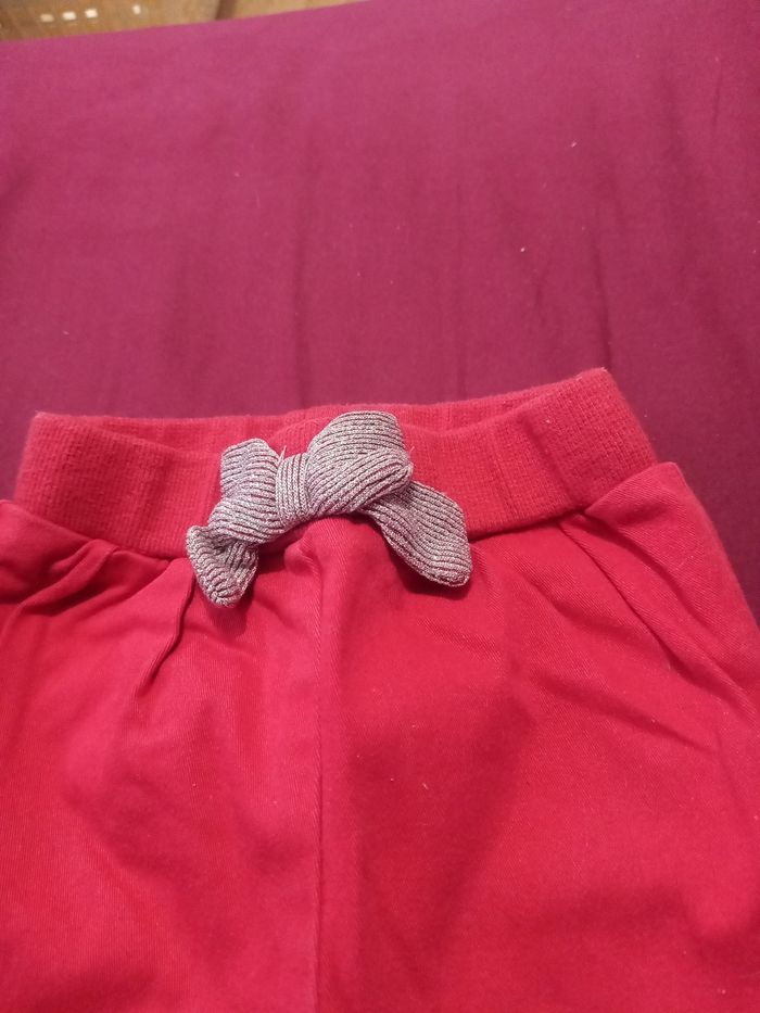 Pantalon rouge - photo numéro 2