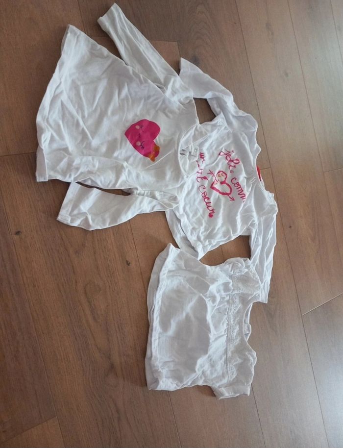 Lot vêtements fille 12 mois - photo numéro 9