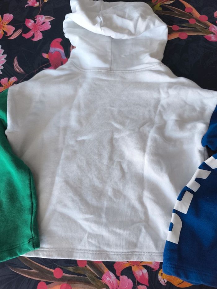 Sweat à capuche neuf united colors of Benetton - photo numéro 2