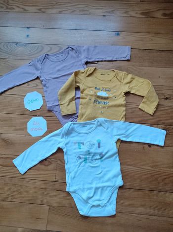 Lot bodies manches longues