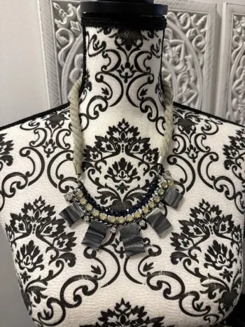 Collier fantaisie