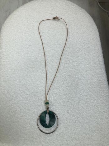 Collier long  vert femme