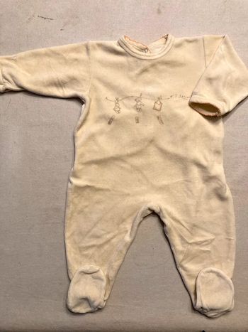 Pyjama velours jaune 12 mois Petit Bateau