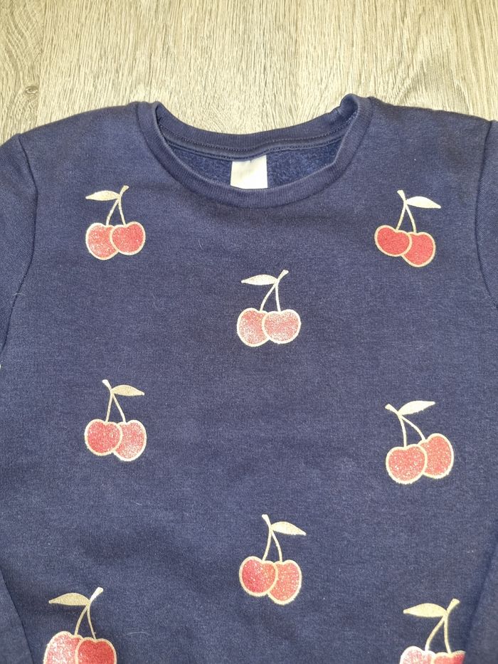 Sweat cerise C&A 8 ans 128 cm - photo numéro 4