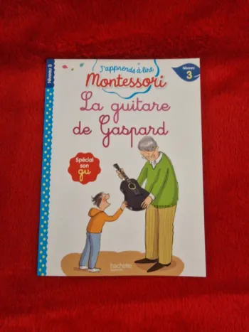 Livre j'apprends à lire montessori la guitare de gaspard