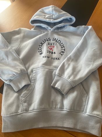 Sweat à capuche bleu ciel