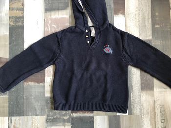 Pull à capuche cyrillus 3 ans