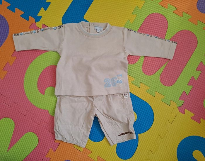 Ensemble t-shirt pantalon beige, kimbaloo, taille 3 mois (62 cm )