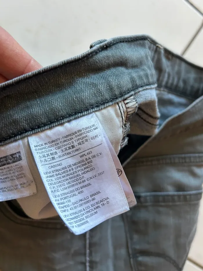 Jean noir Levi Strauss homme L 40/42 Tbe - photo numéro 2