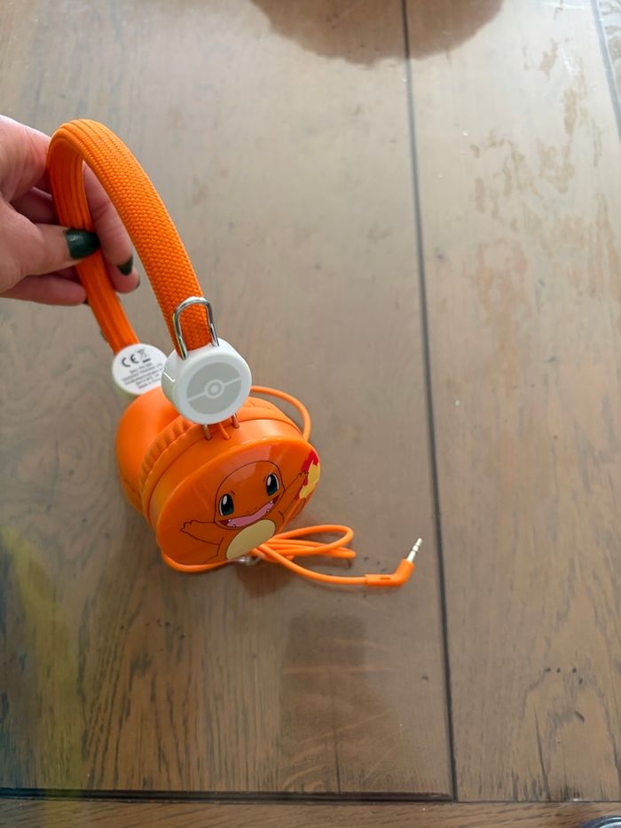 Casque Pokémon - photo numéro 3