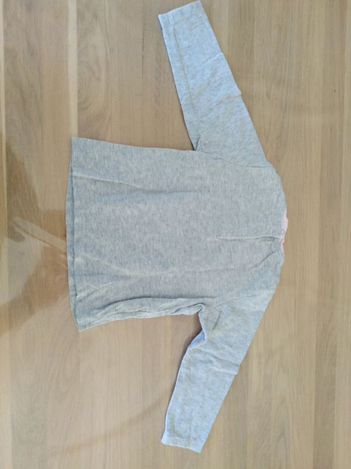 Haut de pyjama, léger à porter - photo numéro 3