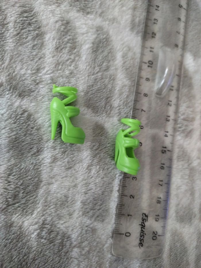 Chaussures talons escarpins babies vert rétro vintage poupée barbie - photo numéro 2