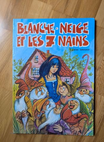 Ancien Livre Blanche-neige et les sept nains