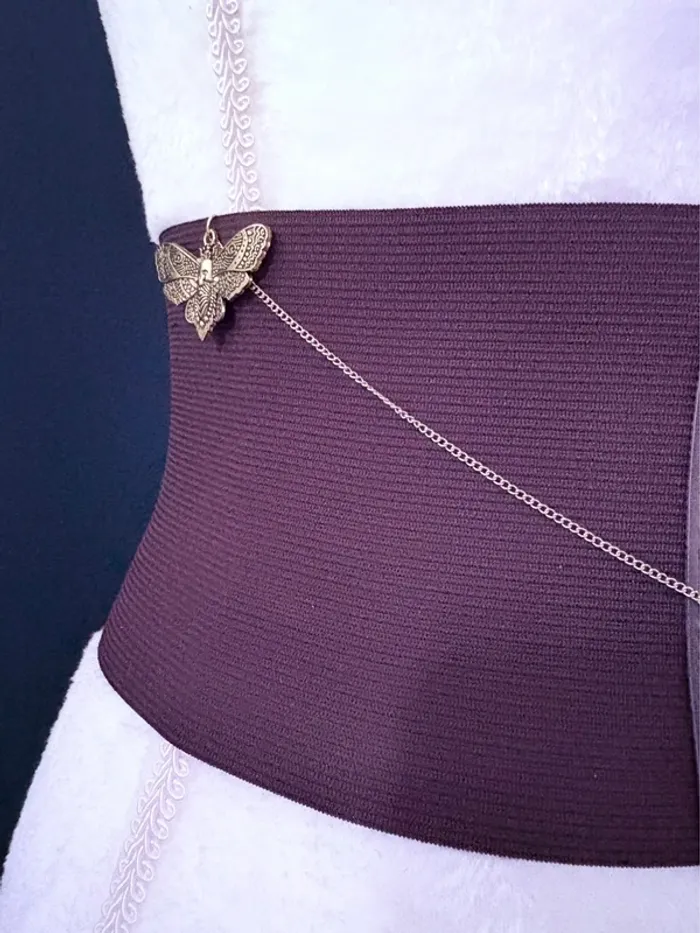Corset serre taille marron avec chaîne et bijoux doré - photo numéro 2