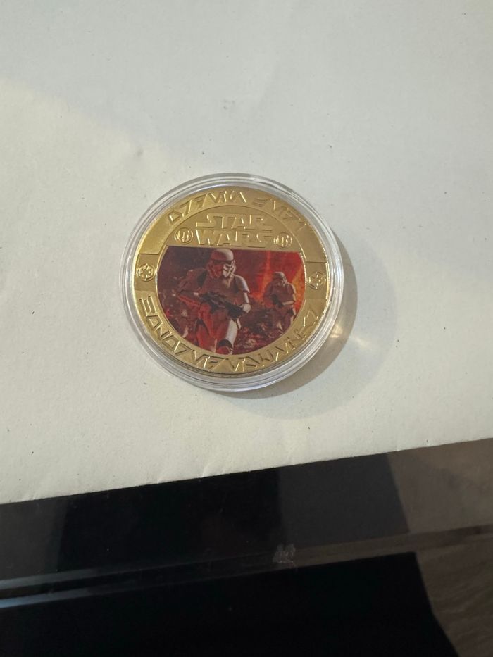 Lot de 5 pièces doré star wars