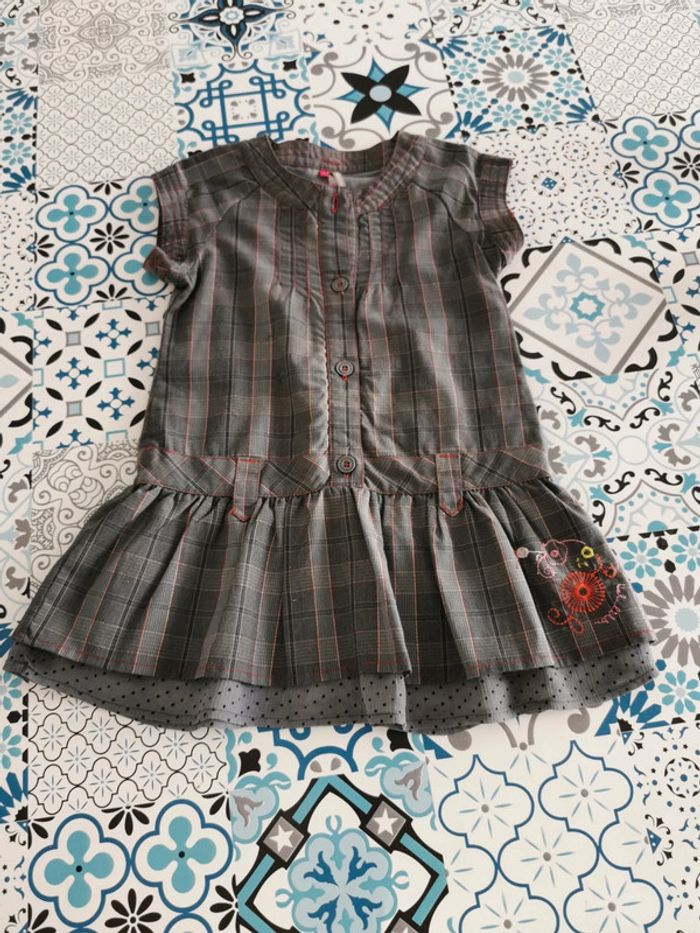 Robe orchestra taille 4 ans très bon état