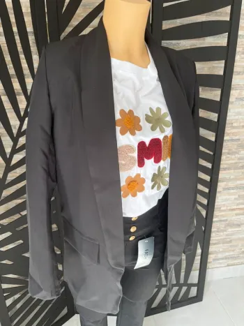 Superbe blazer noir t42