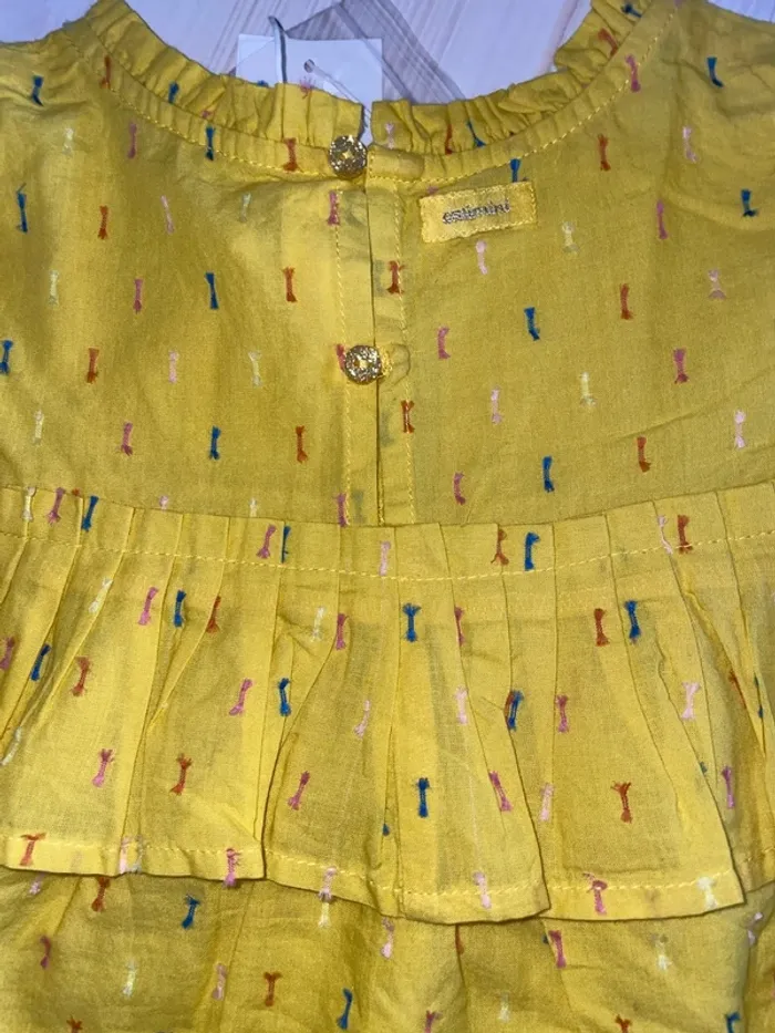 Blouse catimini 6 ans neuve - photo numéro 7