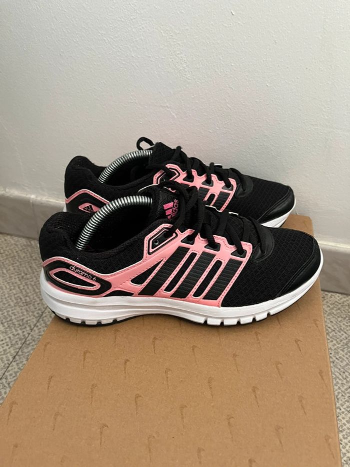 Chaussures De Course Adidas Duramo 6 Taille (36 2/3 ) - photo numéro 2