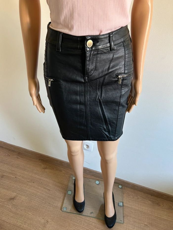 Jupe noire avec simili cuir Morgan taille 36 TBE