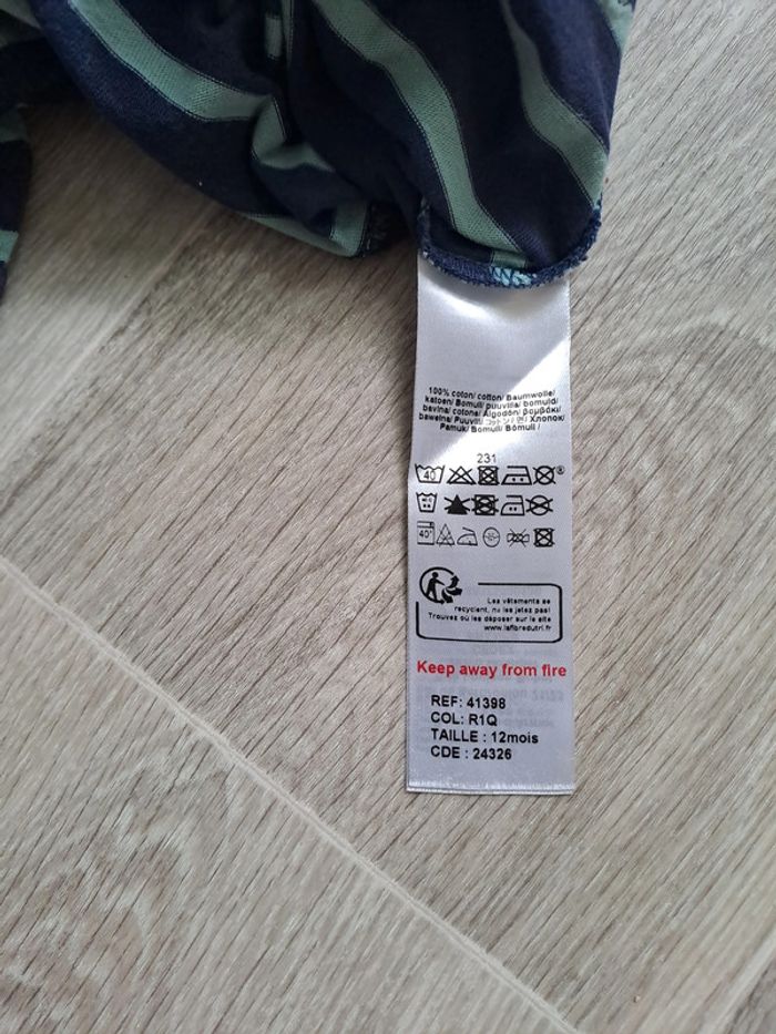 T-shirt marin 12M Armor Baby - TBE comme neuf - photo numéro 5