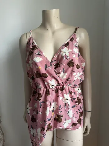 Top peplum