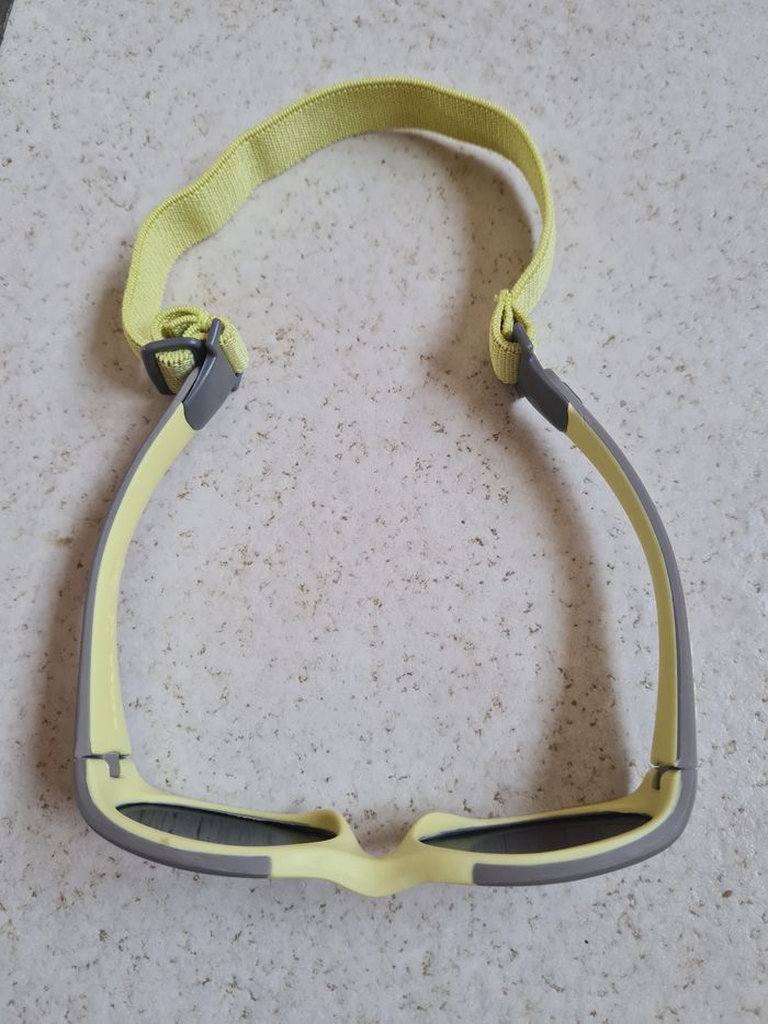 Lunette de soleil bébé béaba 4 à 12 mois neuf - photo numéro 6