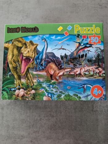 Puzzle Dino World 50 pièces