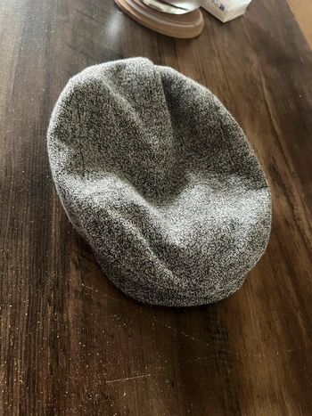 Très belle casque béret perit garçon