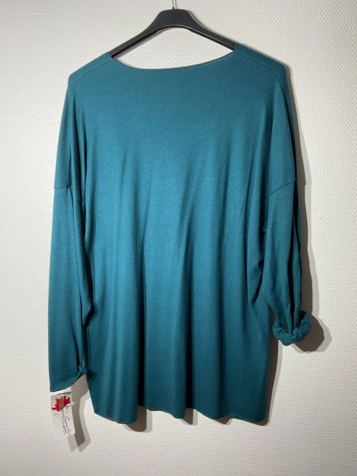 Pull « amour » femme taille unique (46-52)- E&F - neuf avec étiquette - photo numéro 3