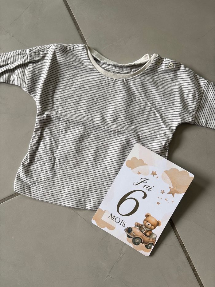 TEE shirt 6 mois - photo numéro 1