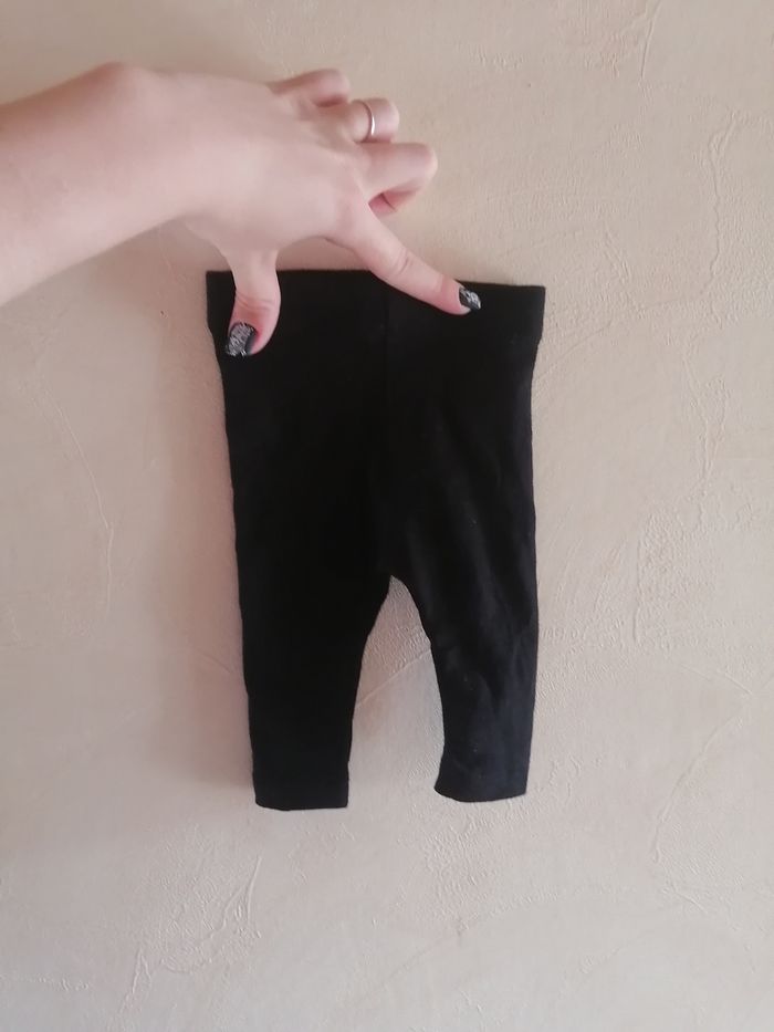 Lot de 2 leggings et 1 bodies 1mois kiabi