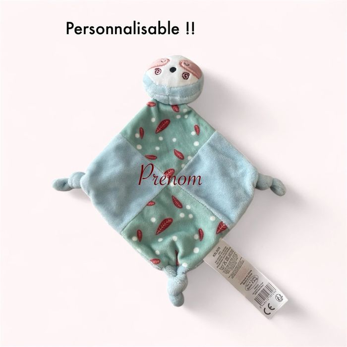 Peluche doudou plat 28cm Tom et kiddy paresseux bleu et blanc parfait état - photo numéro 5