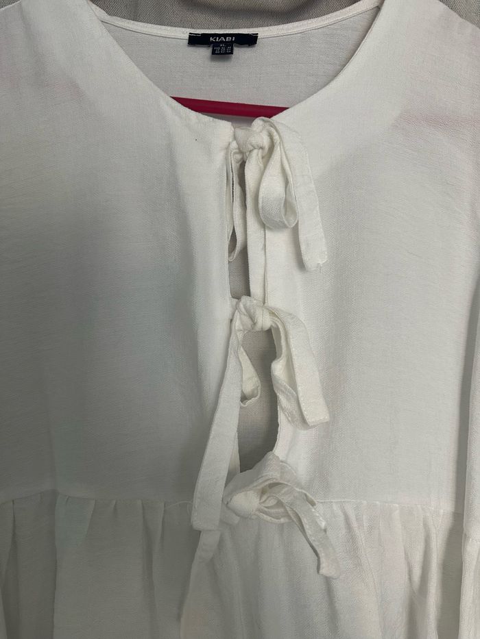 Blouse blanche - photo numéro 2