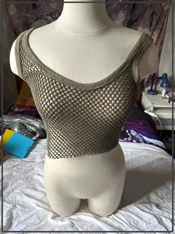 Crop top en maille taille 38 neuf avec étiquette