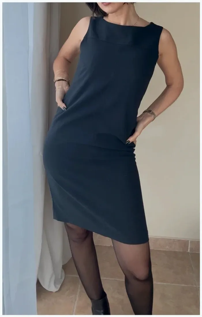 Robe maison 123 bleu marine taille 36 parfait état