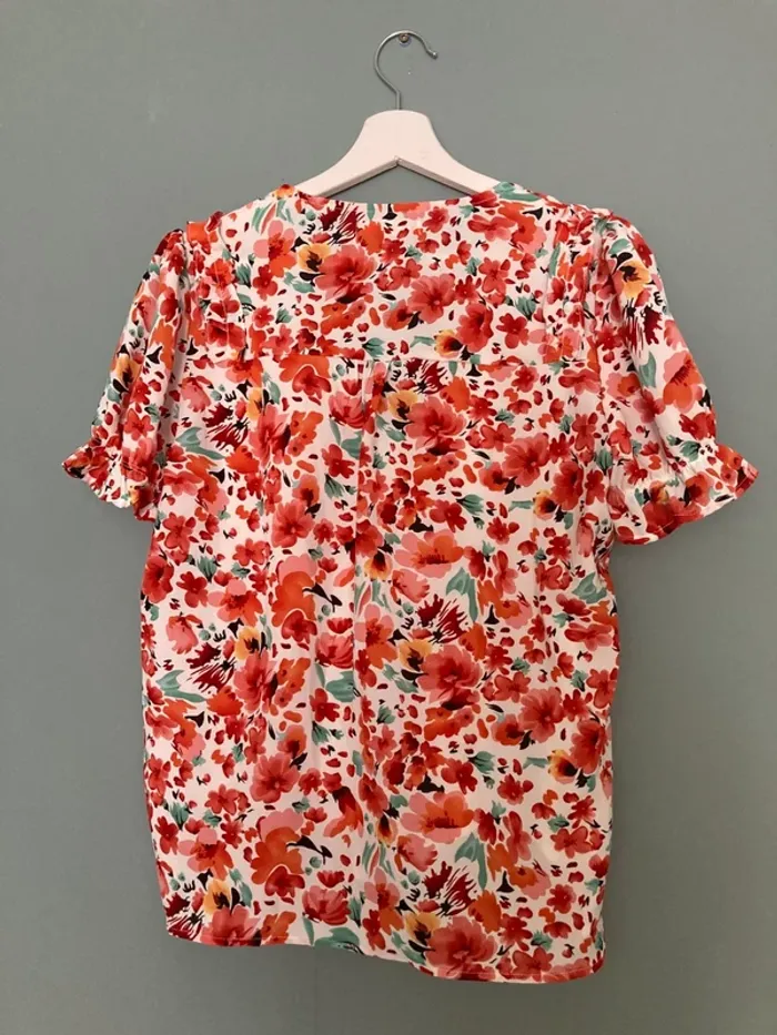 Blouse à Fleurs et Volants Neuve M - photo numéro 4