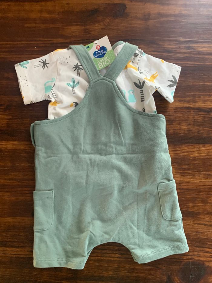 Salopette verte tigre - photo numéro 2