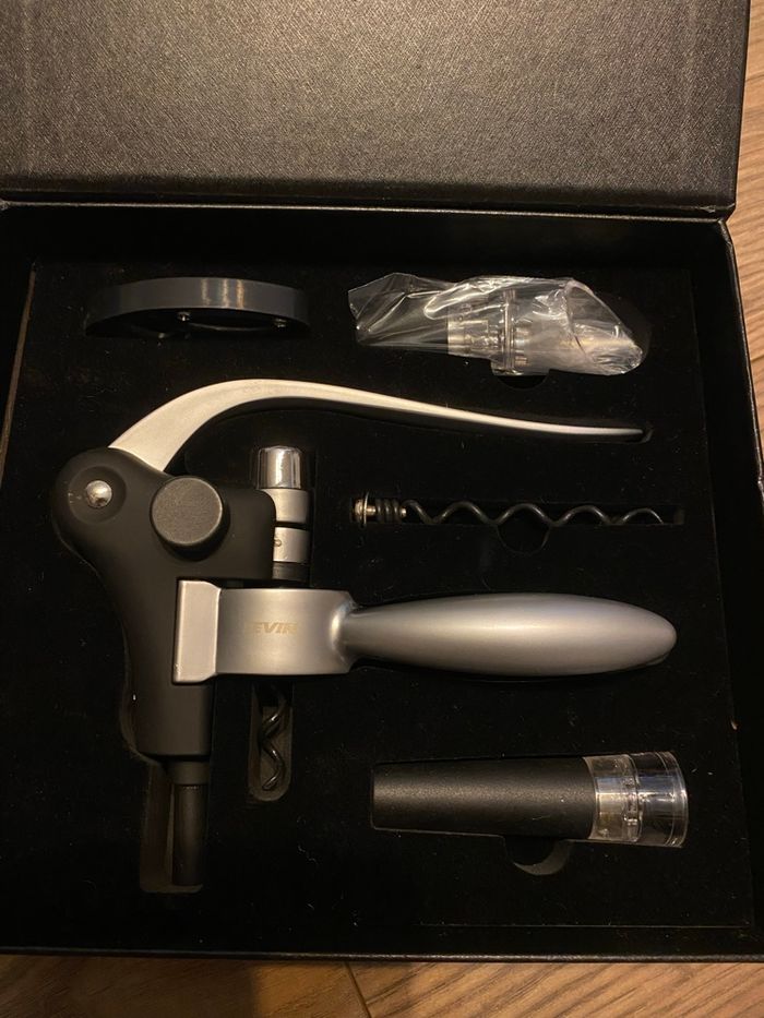 Coffret ouvre bouteille et accessoires Levin - photo numéro 2